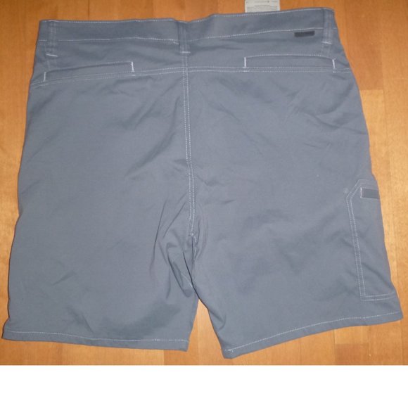 Big Mens Wrangler All Terrain Gear Side Pocket Cargo Shorts Size 42 46 Gray NWT - Picture 2 of 2